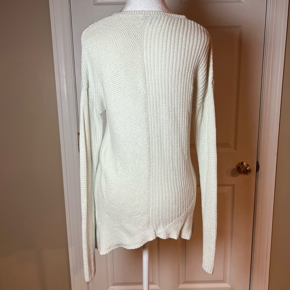 Calvin Klein Women Size Small Ivory Knit Asymmetrical Scalloped Hem Sweater - Picture 2 of 5